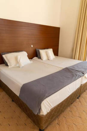 Private Room in Sur House